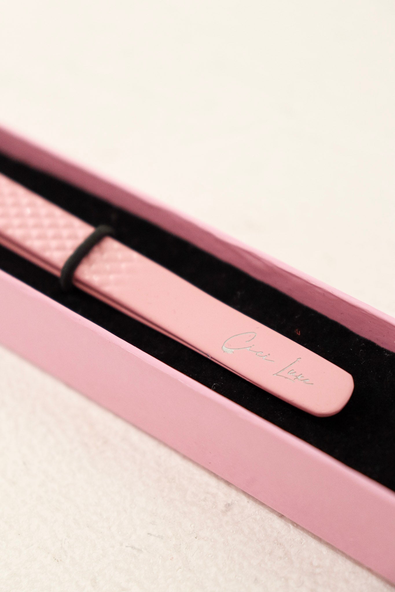 Fibre Tip Fanning Volume Tweezer